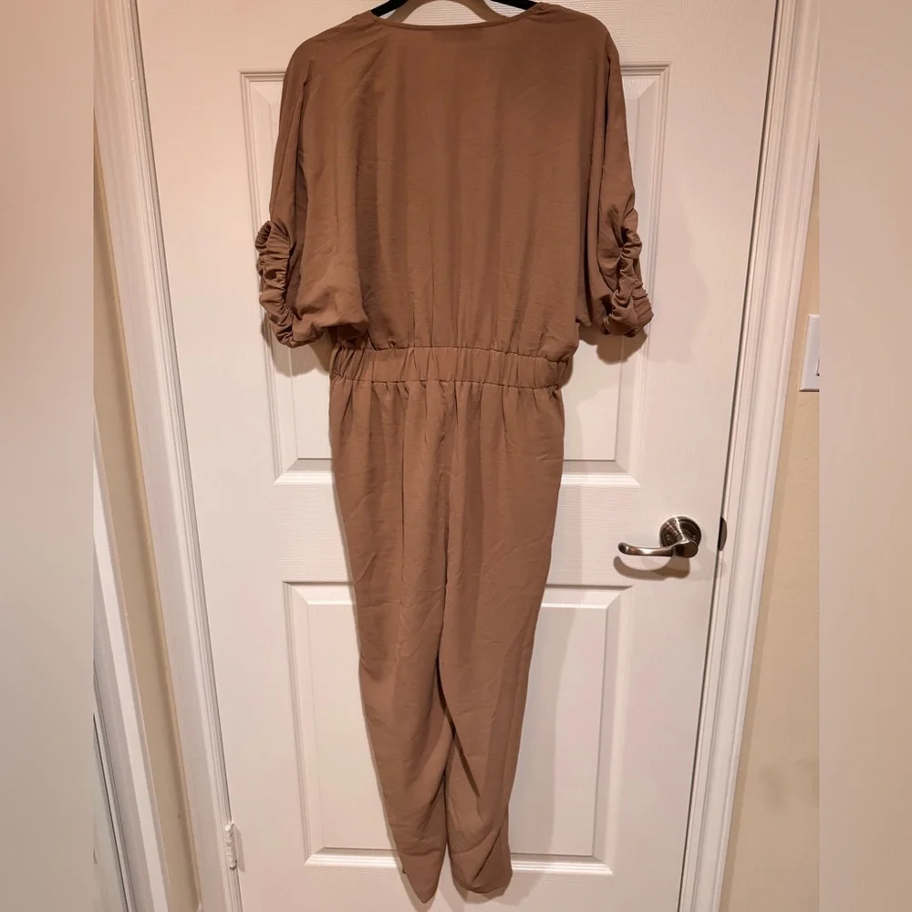 Zara jumpsuit - Picture 6 of 6
